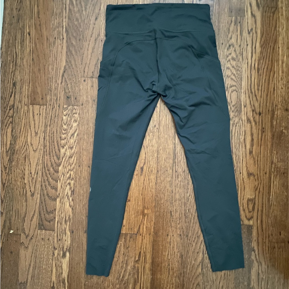 Lululemon size 6 fast and free 25 inch leggings graphite gray